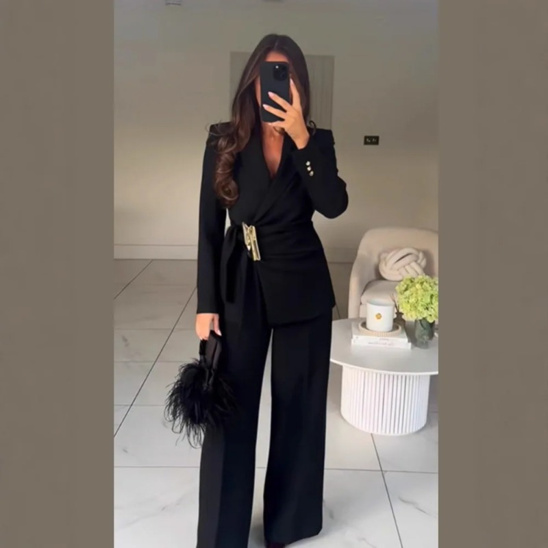 Winter Clothing For Sale - Conjunto de Calças Femininas em Dois