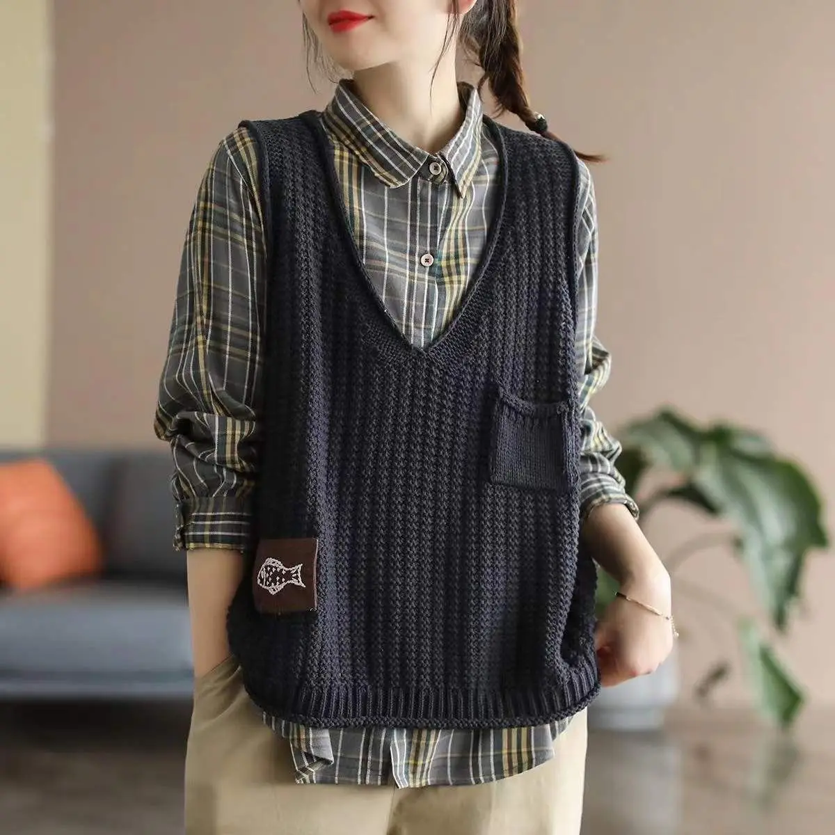Colete Feminino de Tricô Curto - Winter Clothing Offer avaliação e preço